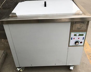 醫(yī)用超聲波清洗機(jī)